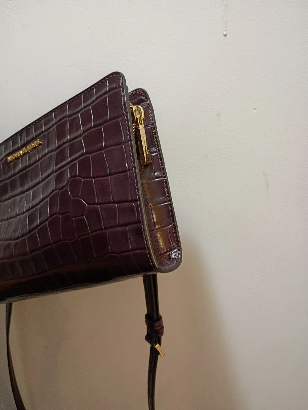 Michael Kors, NWOT, Women's, Crossbody Bag, Color Burgundy, Snap Closure
